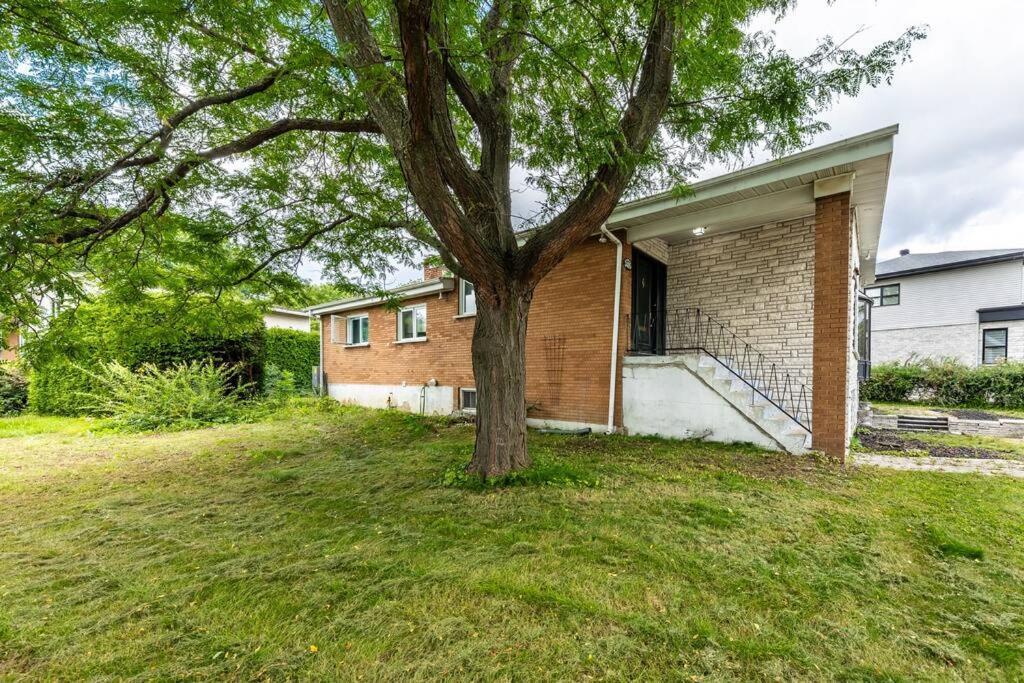 Spacious 4Br House Close To Dt Apartamento Brossard Exterior foto