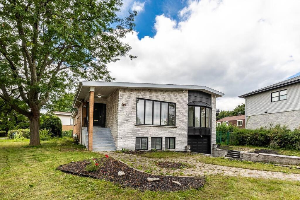 Spacious 4Br House Close To Dt Apartamento Brossard Exterior foto