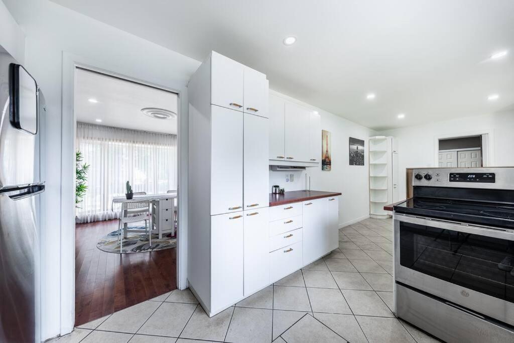 Spacious 4Br House Close To Dt Apartamento Brossard Exterior foto
